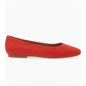 Violet & Red Windsor Ballet Suede Flat In Orange Red Size 7.5 NWOB